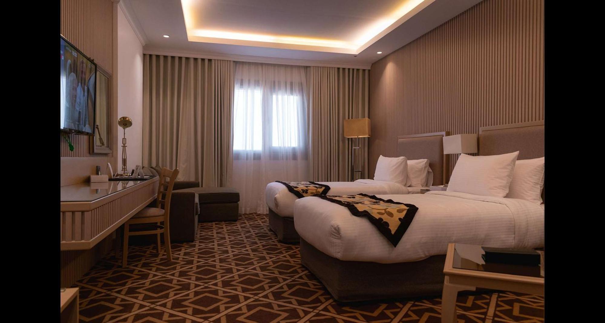Best Western Plus Jeddah Hotel Madinah Road Exteriör bild