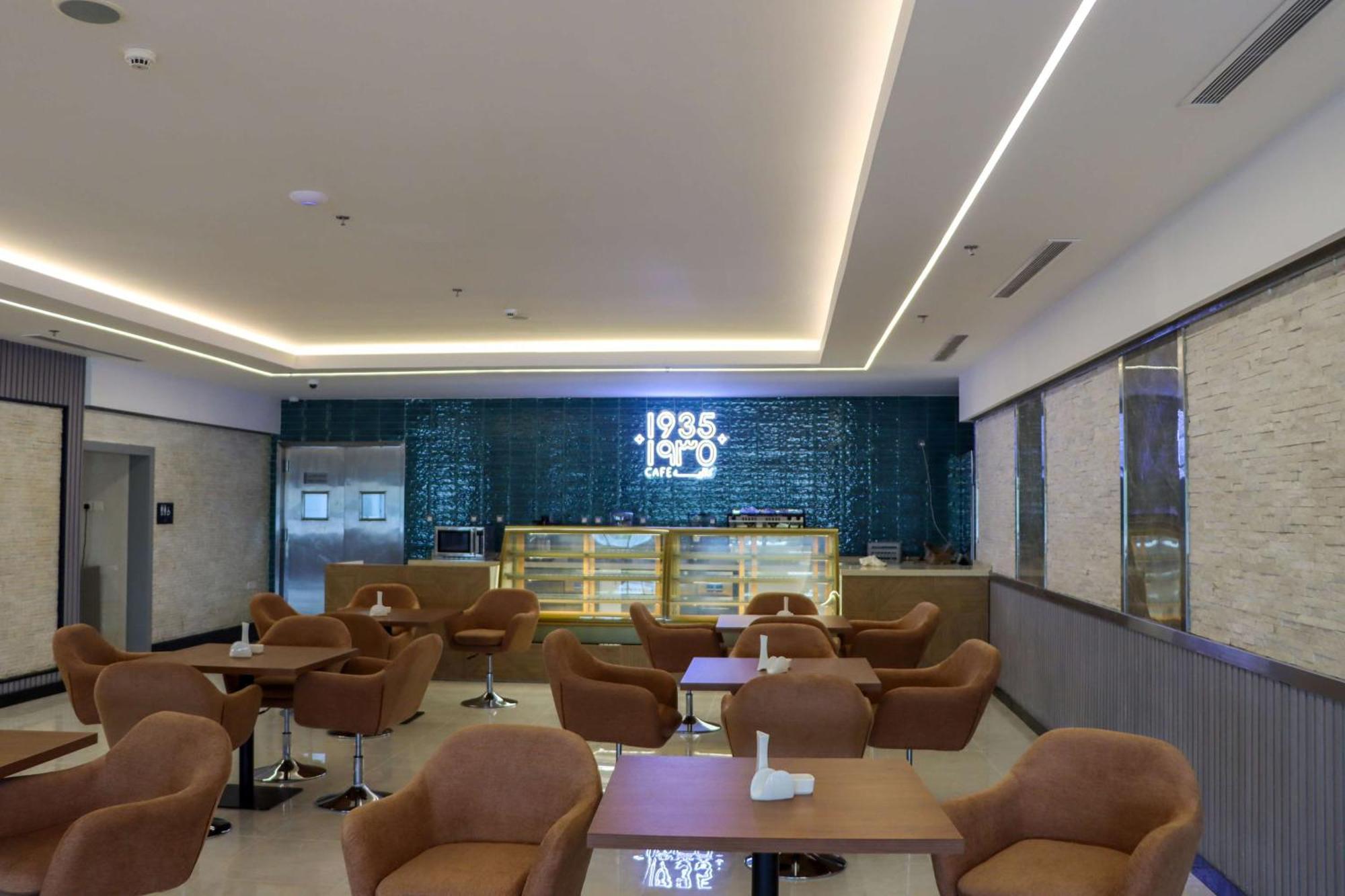 Best Western Plus Jeddah Hotel Madinah Road Exteriör bild