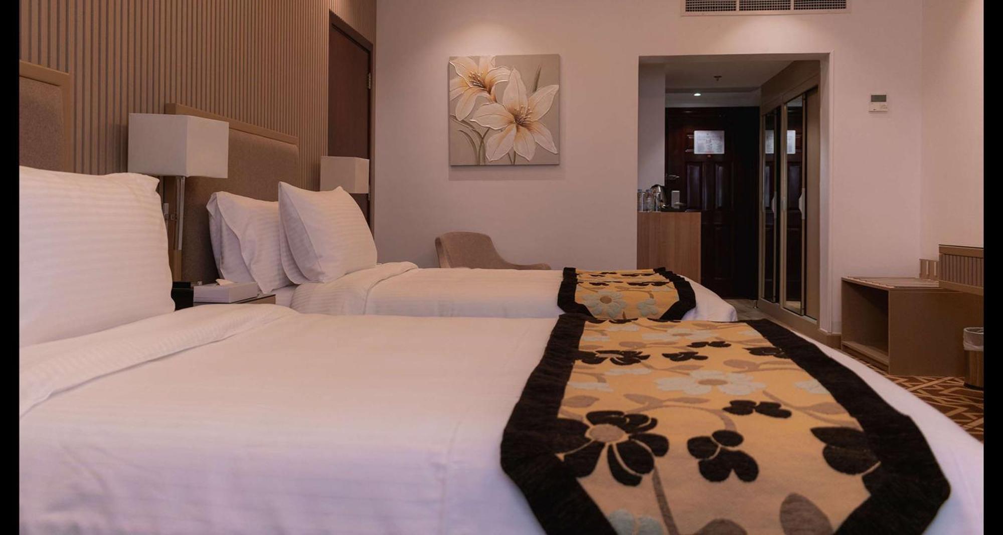 Best Western Plus Jeddah Hotel Madinah Road Exteriör bild