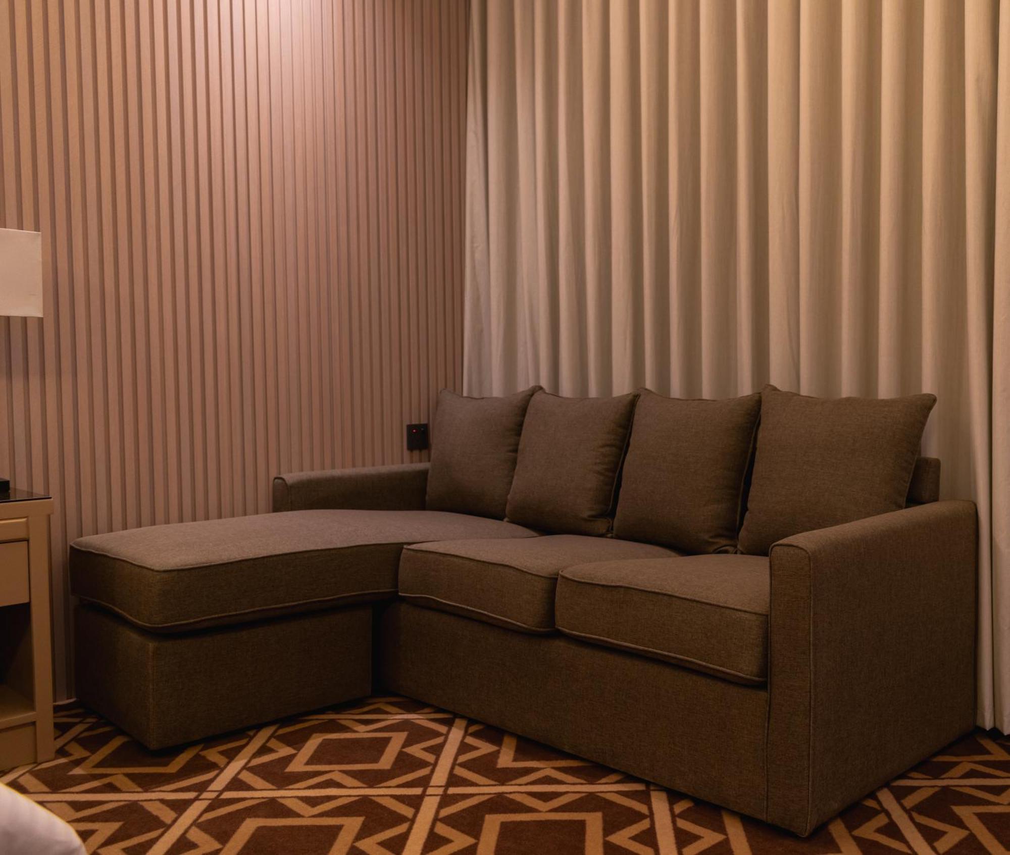 Best Western Plus Jeddah Hotel Madinah Road Exteriör bild
